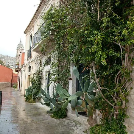 Luxury Palace * Modica